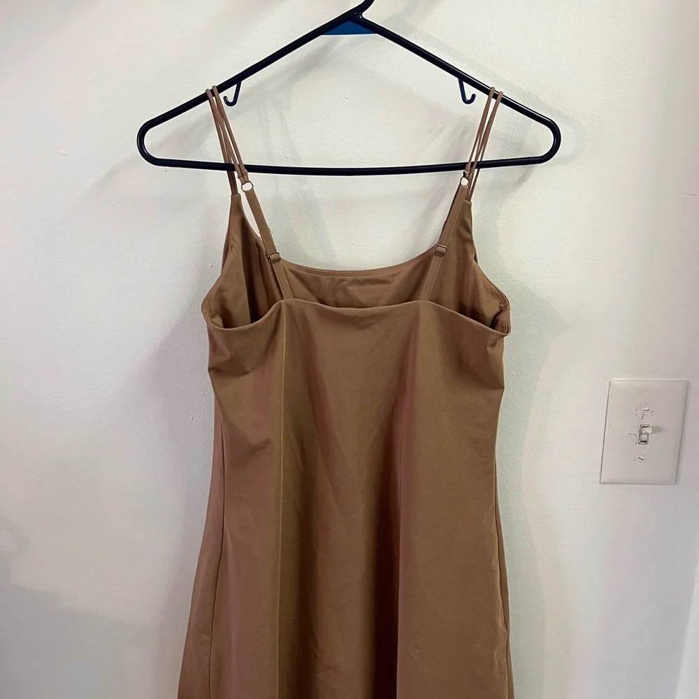 Abercrombie & Fitch traveler dress - Picture 2 of 3